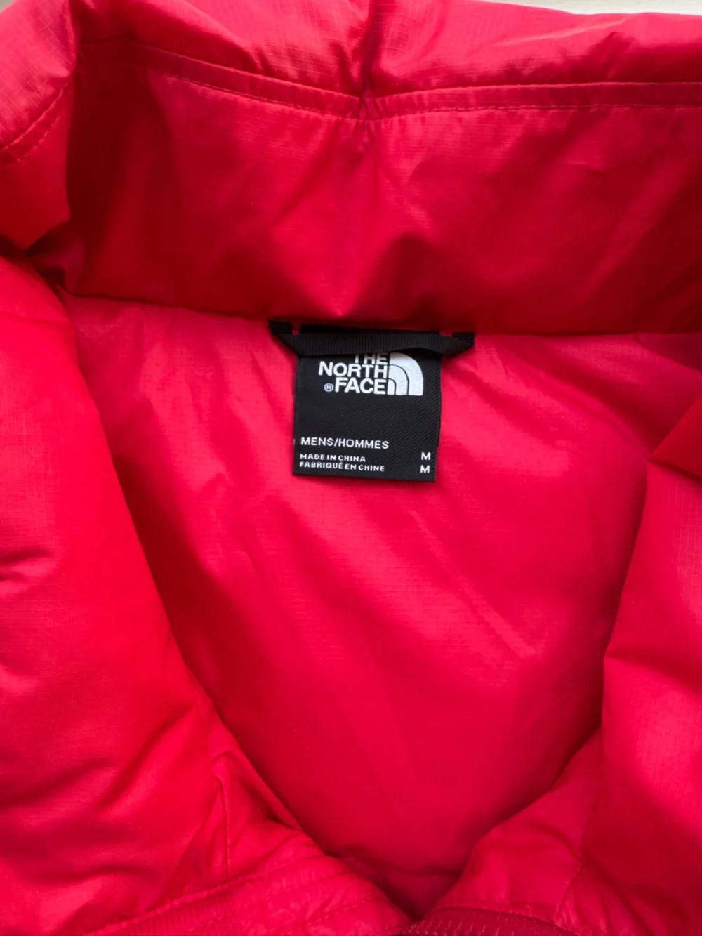 THE NORTH FACE Mens Aconcagua 3 Vest Red Size Medium